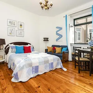 https://classy-and-modern-amzing-double-room-4-in-central.hotels-lisbon-portugal.com